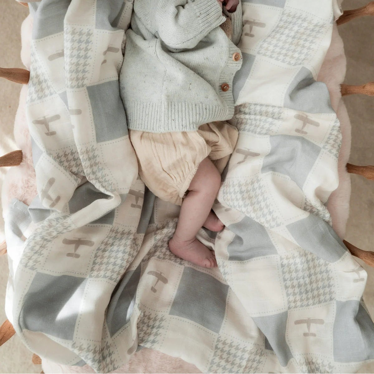 Pop Ya Tot-Wright Flyer Swaddle Wrap