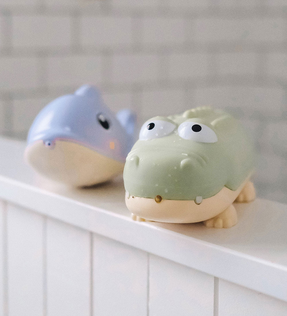 SunnyLife - Water Squirters - Dolphin Pastel Lilac