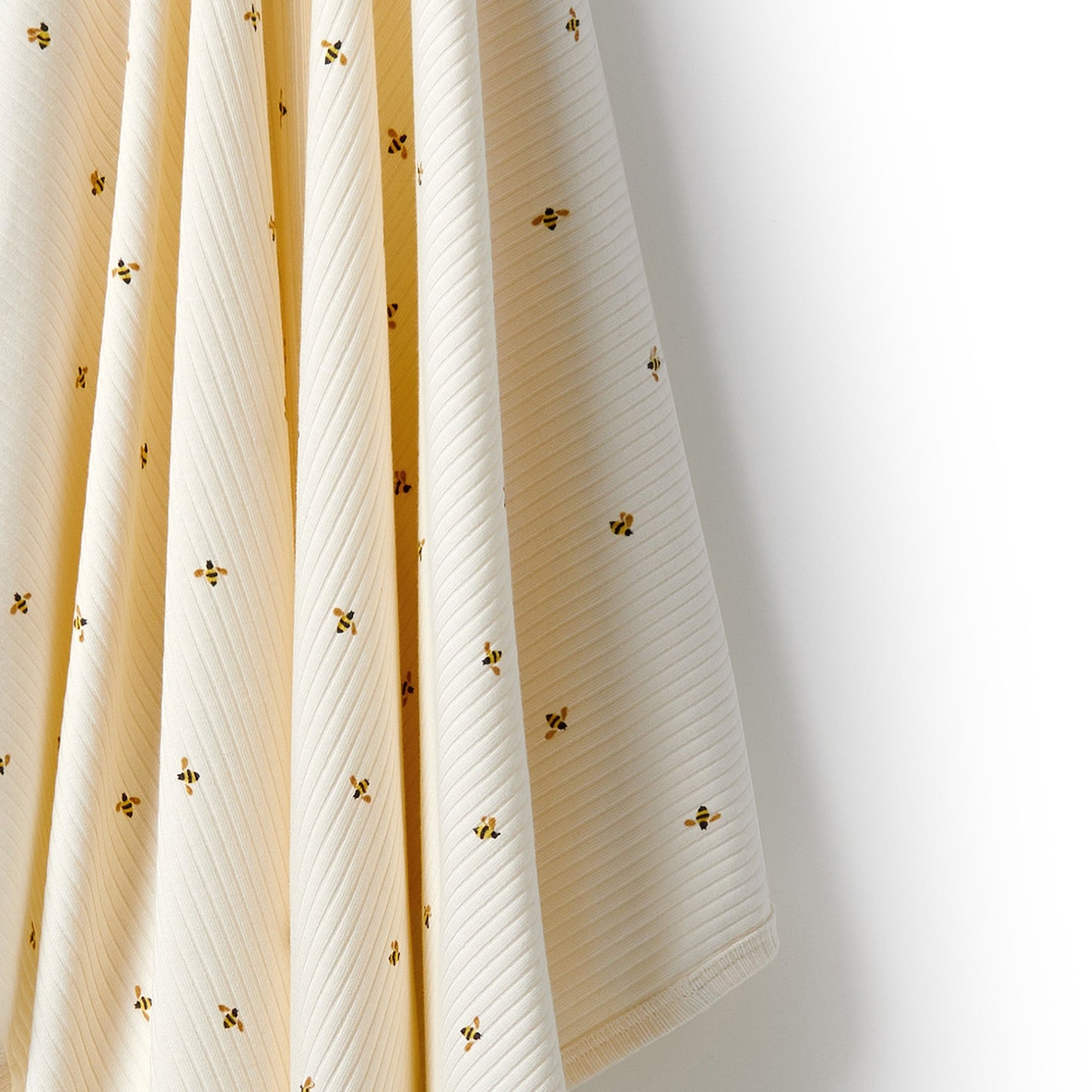 Wilson & Frenchy - Bee Mine Organic Bunny Rug