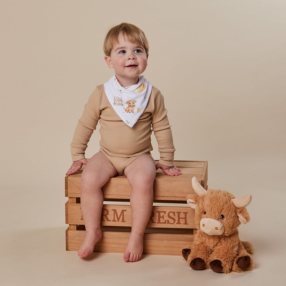 Snuggle Hunny - Highland Cows Organic Dribble Bib
