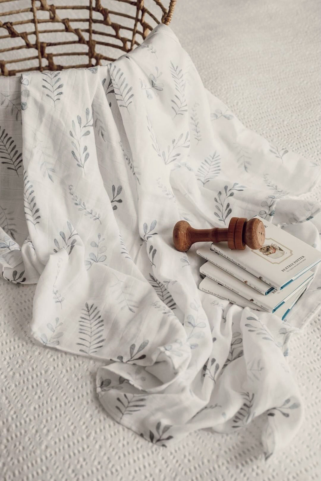 Snuggle Hunny Kids- Wild Fern Organic Muslin Wrap