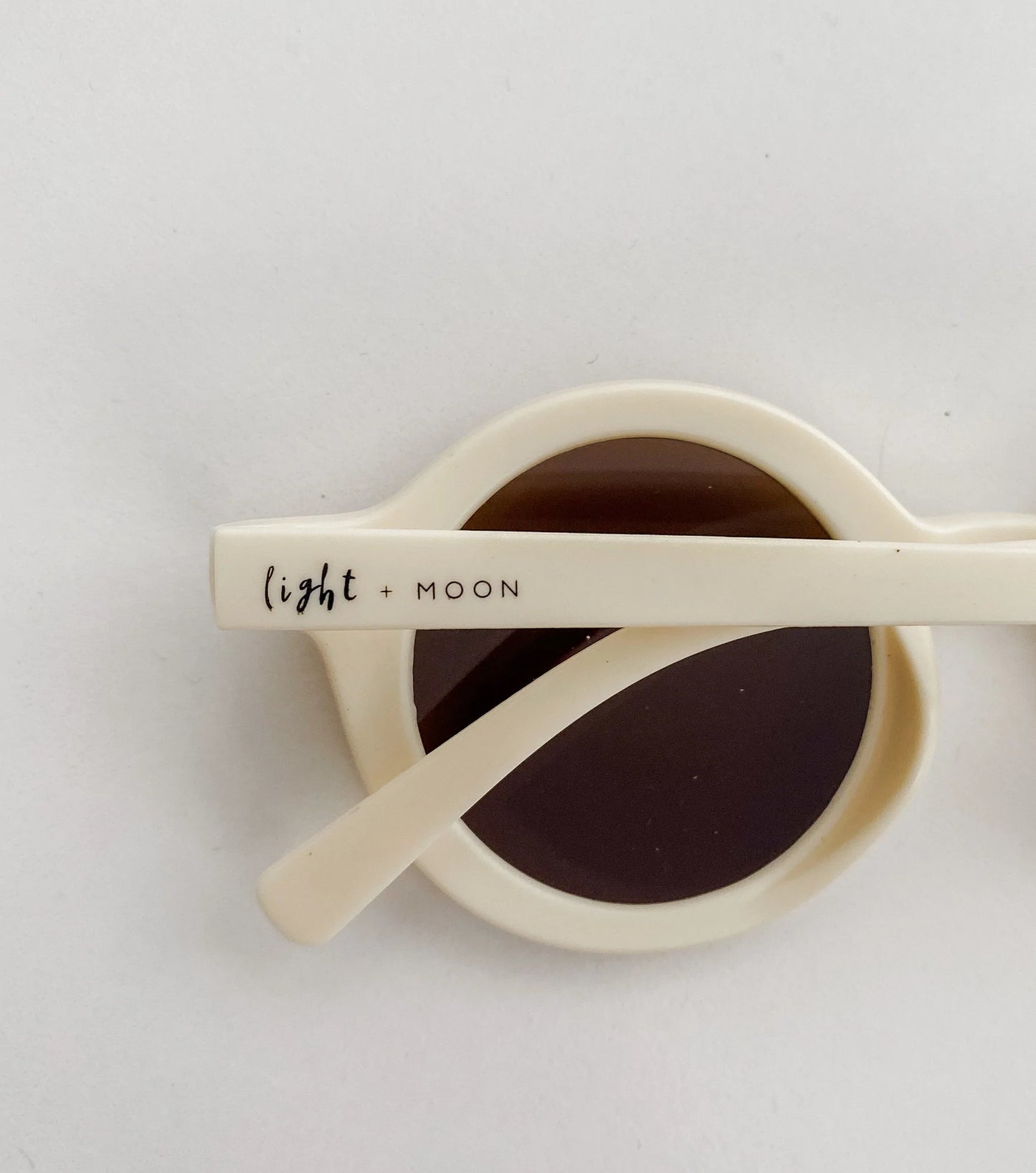 Light and Moon- Retro Sunglasses-Milk