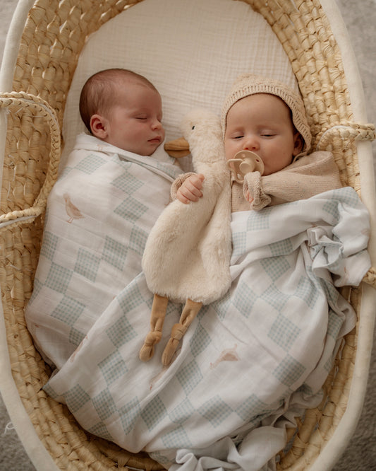 Pop Ya Tot- Goose Gander Swaddle Wrap