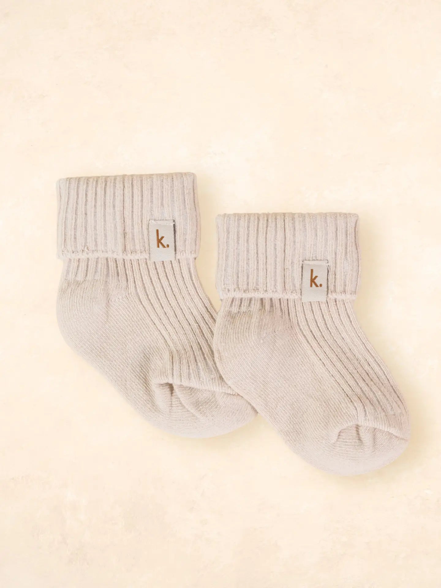 Oat Cotton Ribbed Socks with K logo for Kiin