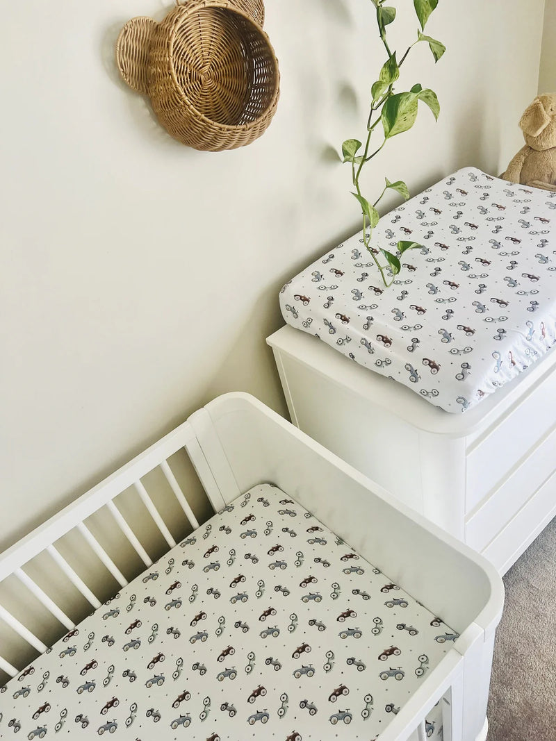 Cuddle Bug & Co - Fitted Cot Sheet Cars