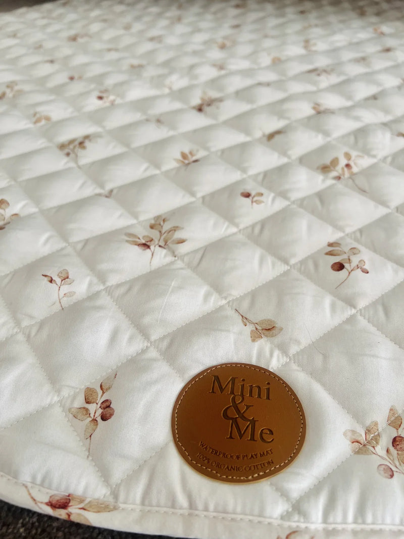 Cuddle Bug & Co - Padded Water-resistant Playmat Fall