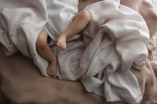 Cuddle Bug & Co - Daisy Bamboo Muslin Wrap