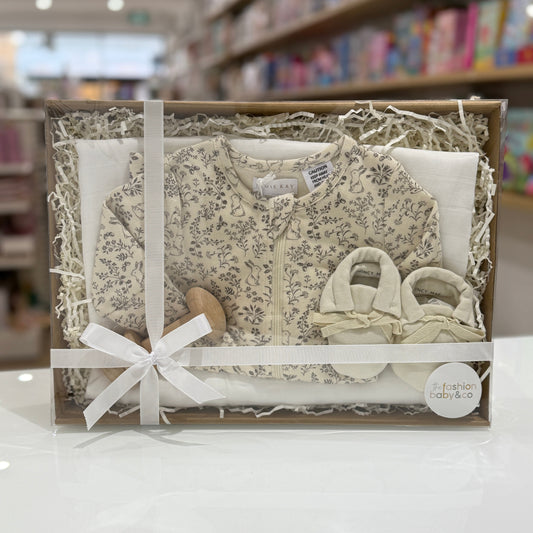 Bunnies Neutral Newborn Gift Box- Large