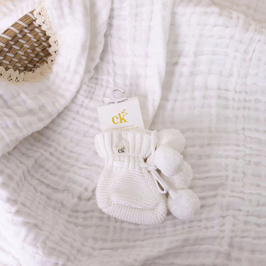 Confetti Kids - White Poms Knit Baby Booties