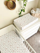 Cuddle Bug & Co - Fitted Cot Sheet Savanna Bebe' 
