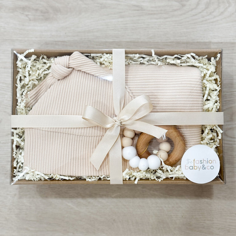 Creme Newborn Gift Box Small