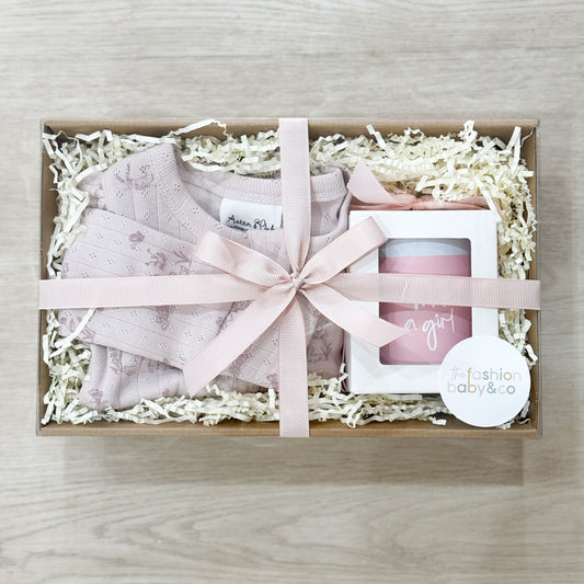Newborn Its a Girl Gift Box Small