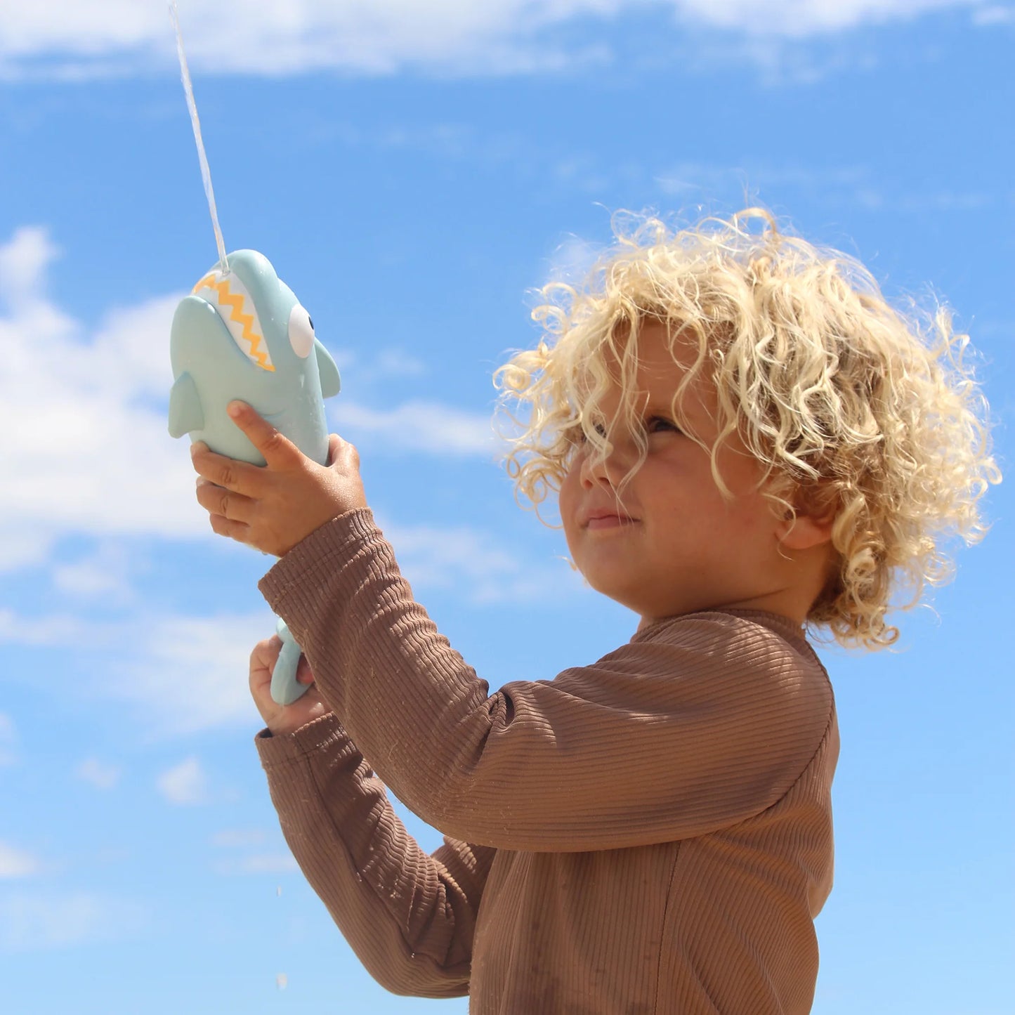 SunnyLife - Water Squirters Shark Pastel Blue