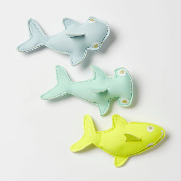 SunnyLife - Dive Buddies- Salty the Shark Aqua Neon Yellow