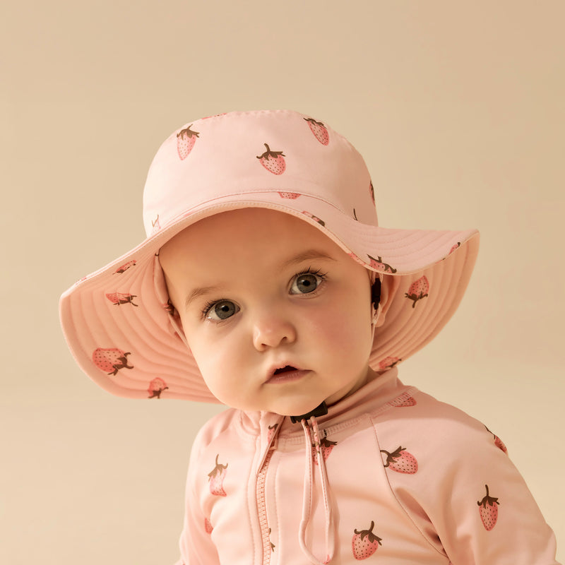 Wilson & Frenchy - Strawberry Kisses Swim Sun Hat