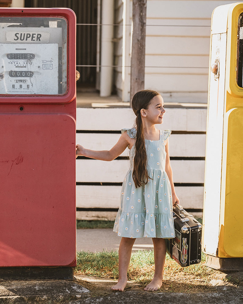 Bebe - Tess Emb Daisy Dress