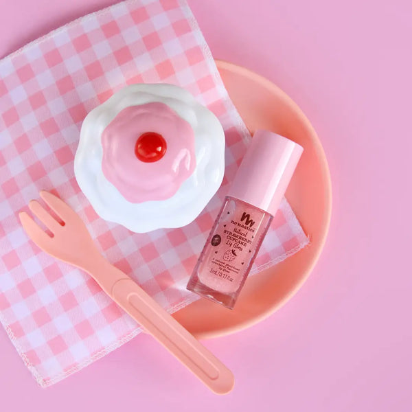 No Nasties- Natural Kids Lip Gloss Wands - Strawberry Cupcake - Pink