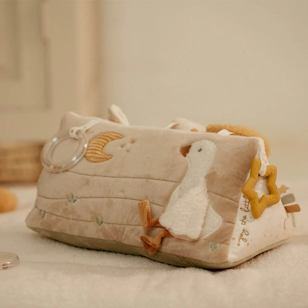Little Dutch - Newborn Naturals Activity Triangle