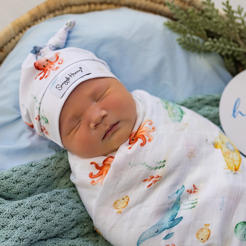 Snuggle Hunny - Little Subs Organic Muslin Wrap