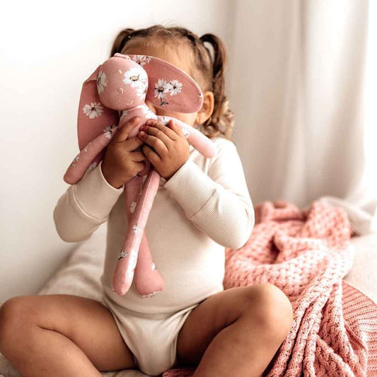 Snuggle Hunny Kids- Daisy Organic Snuggle Bunny