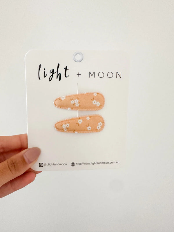 Light and moon - Peach blossom Cotton Snap Clips