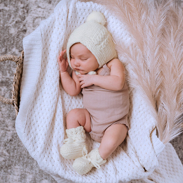 Snuggle Hunny Kids-White Diamond Knit Baby Blanket