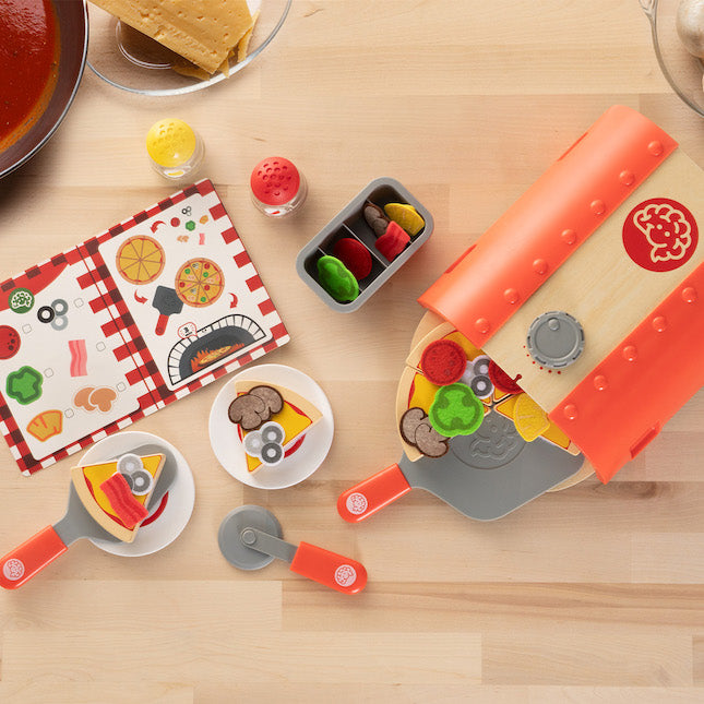 Fat Brain Toys- Pretendables- Pizza Set