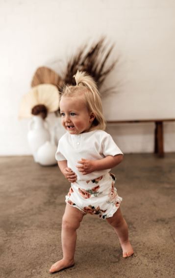 Snuggle Hunny Kids- Organic Rosebud Ruffle Bloomers - SIZE 00