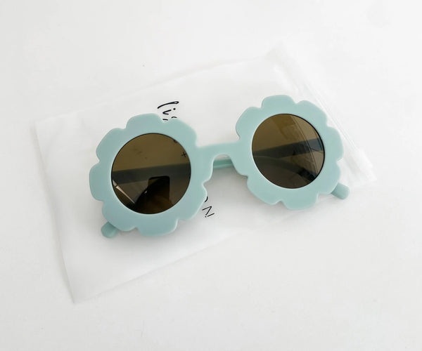 Light and Moon- Flower Sunglasses- Baby Blue