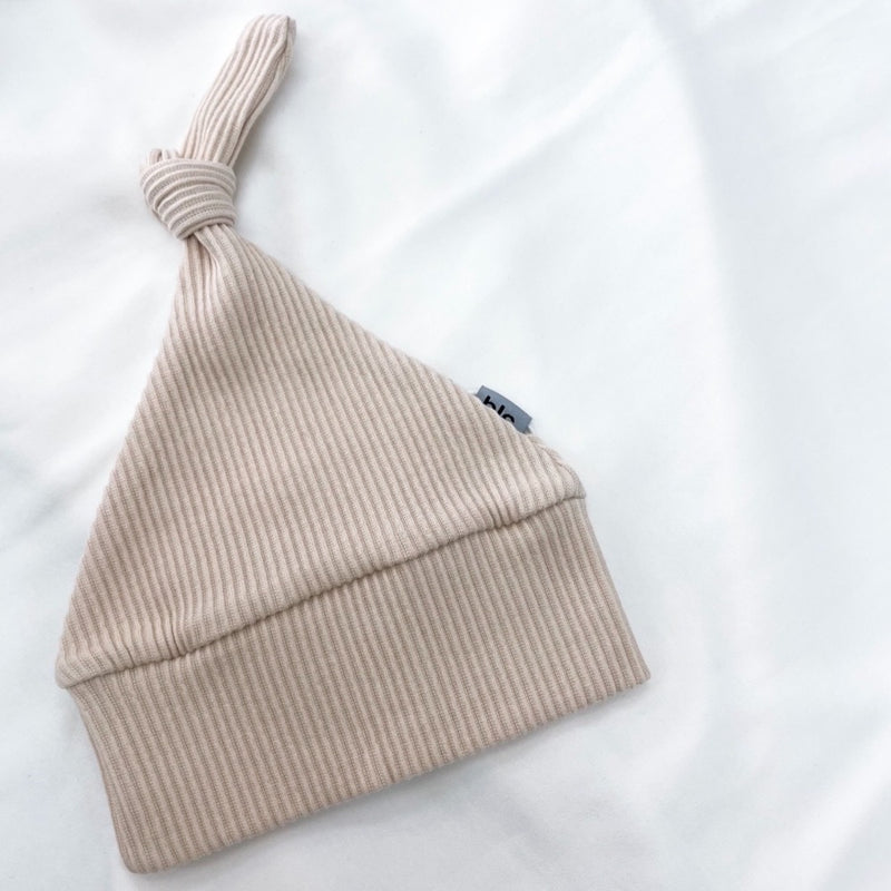 Basic Label Co- Knotted Beanie - Creme Ribbed